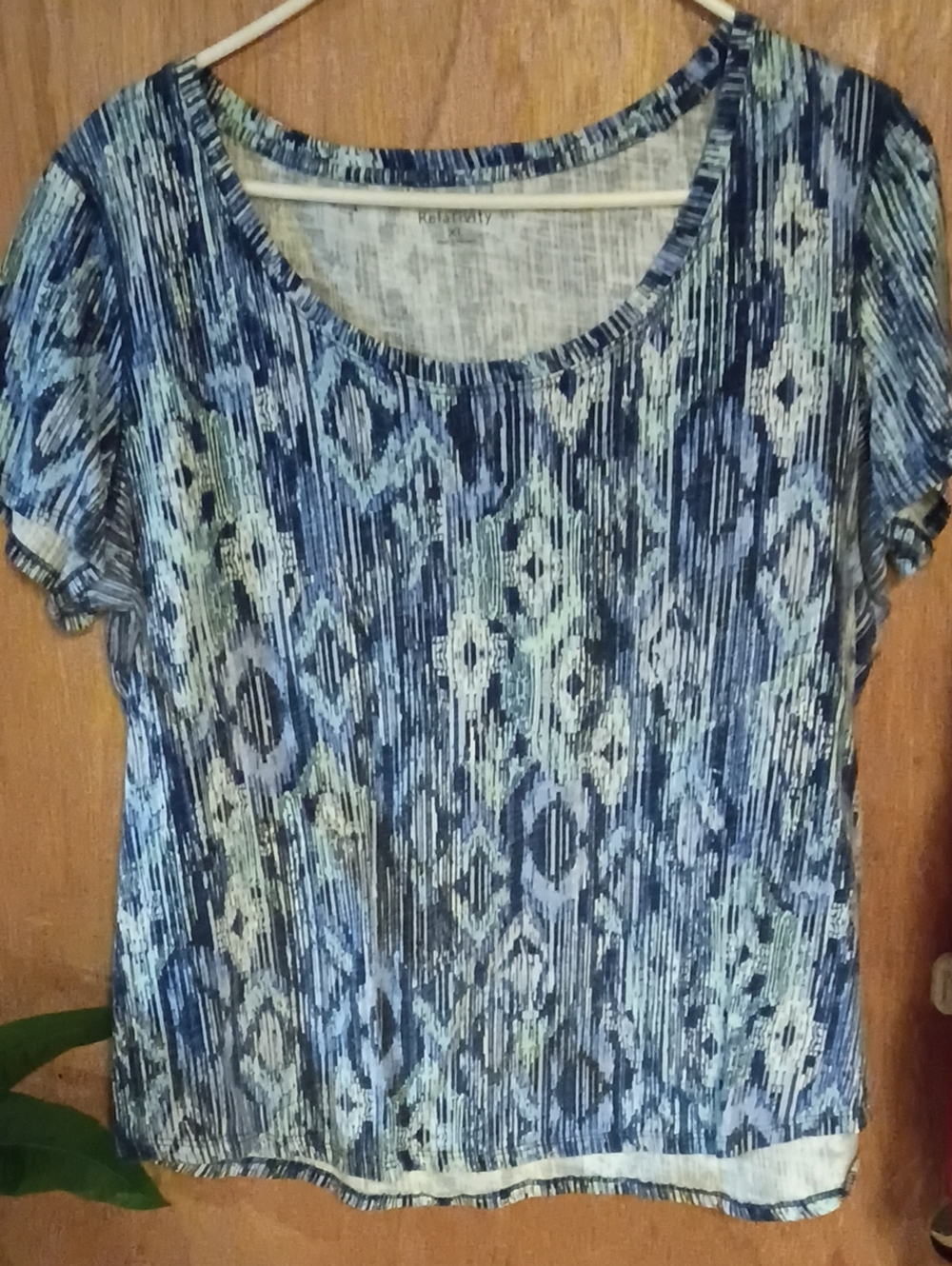 Relativity Blue Patterned Scoop Neck Short Sleeve Top